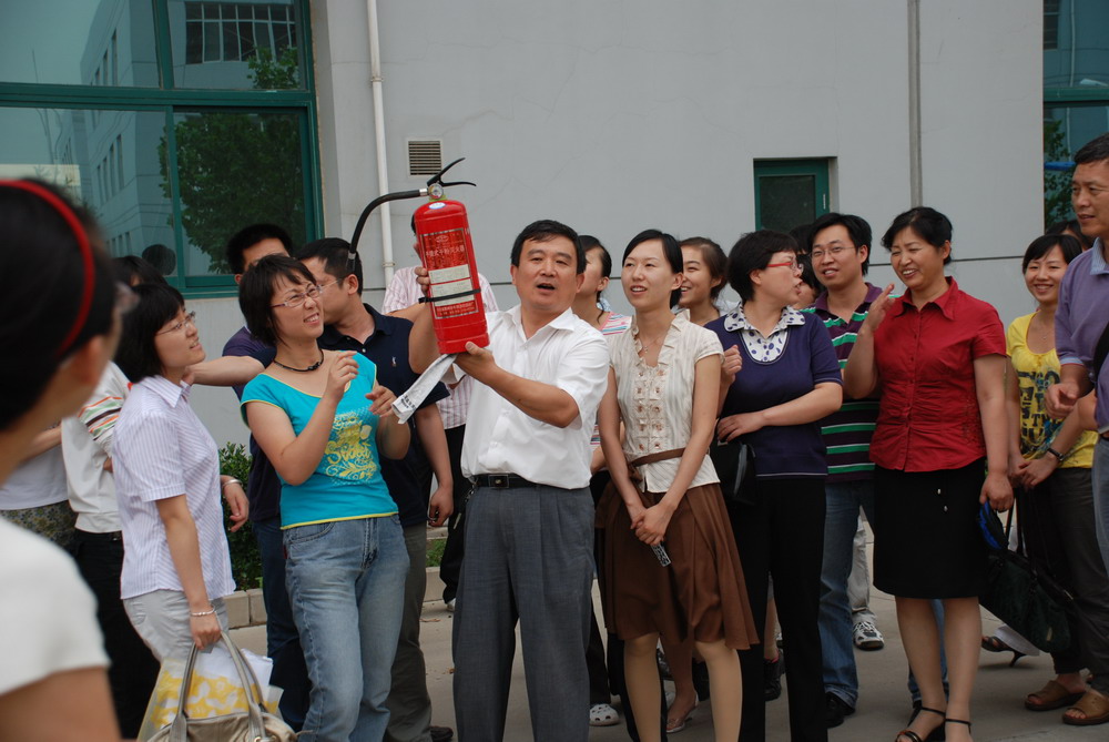 �ǿ��ۺ������������