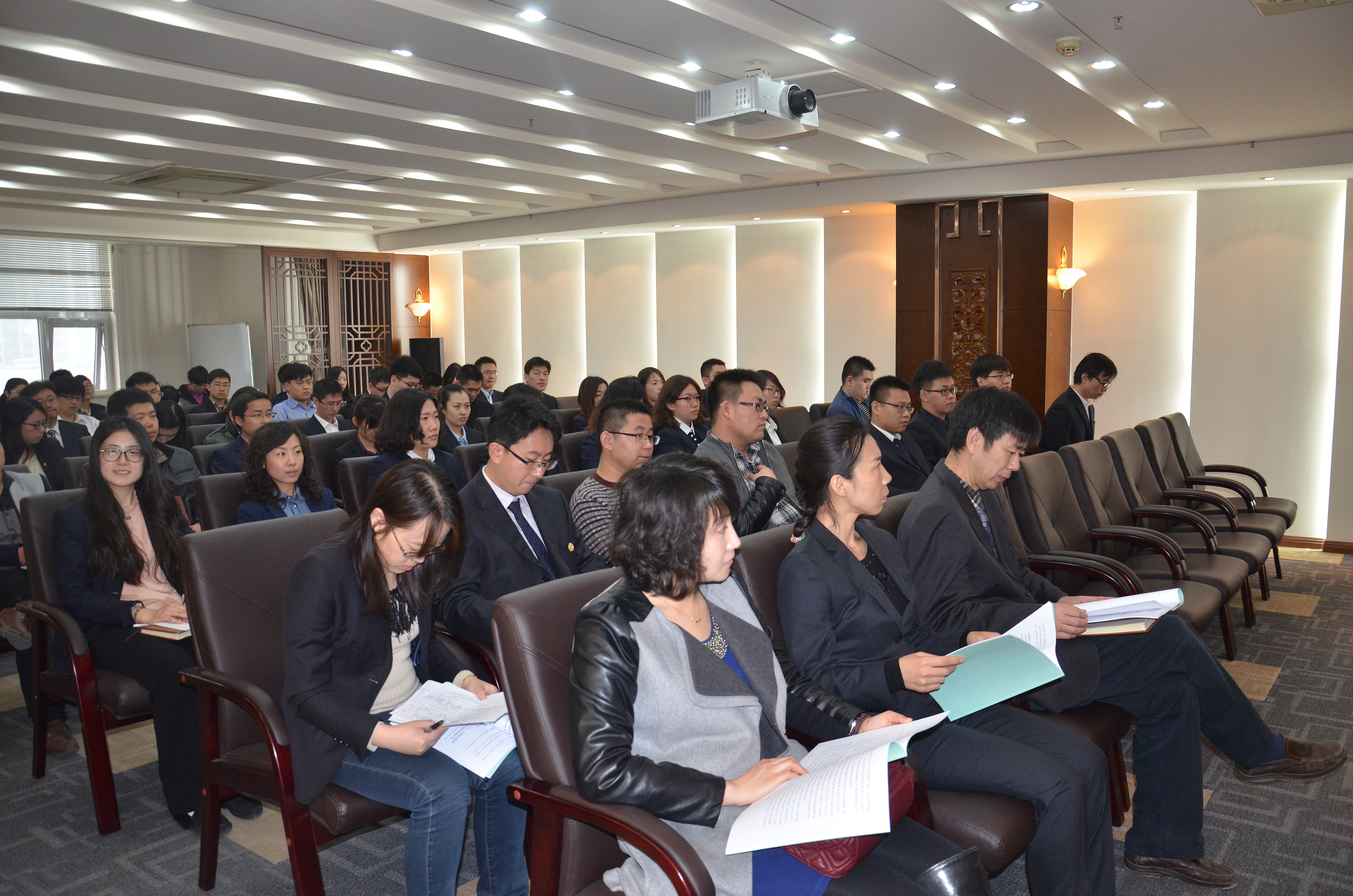 �ǿ��ۺ������������