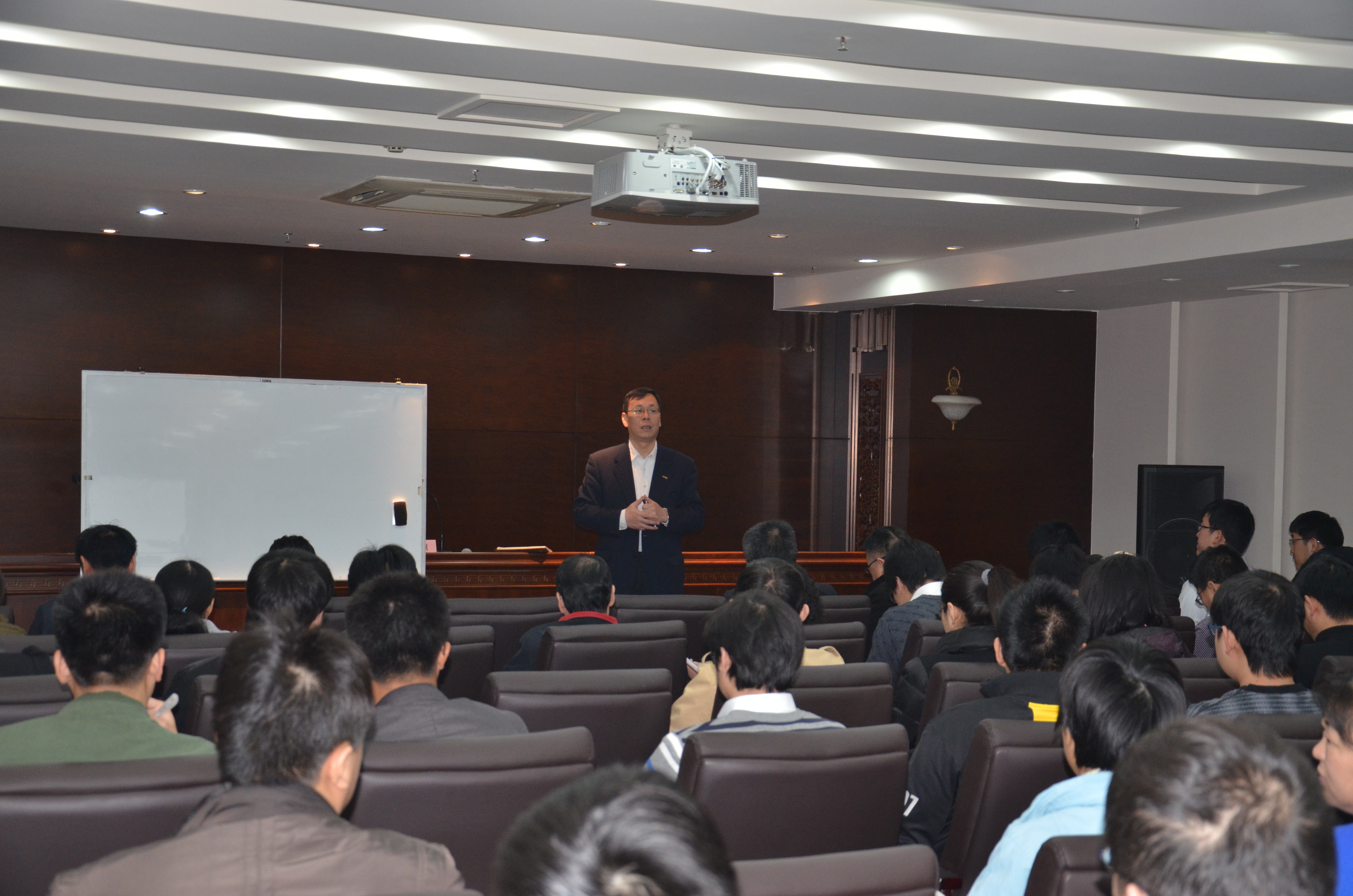 �ǿ��ۺ������������