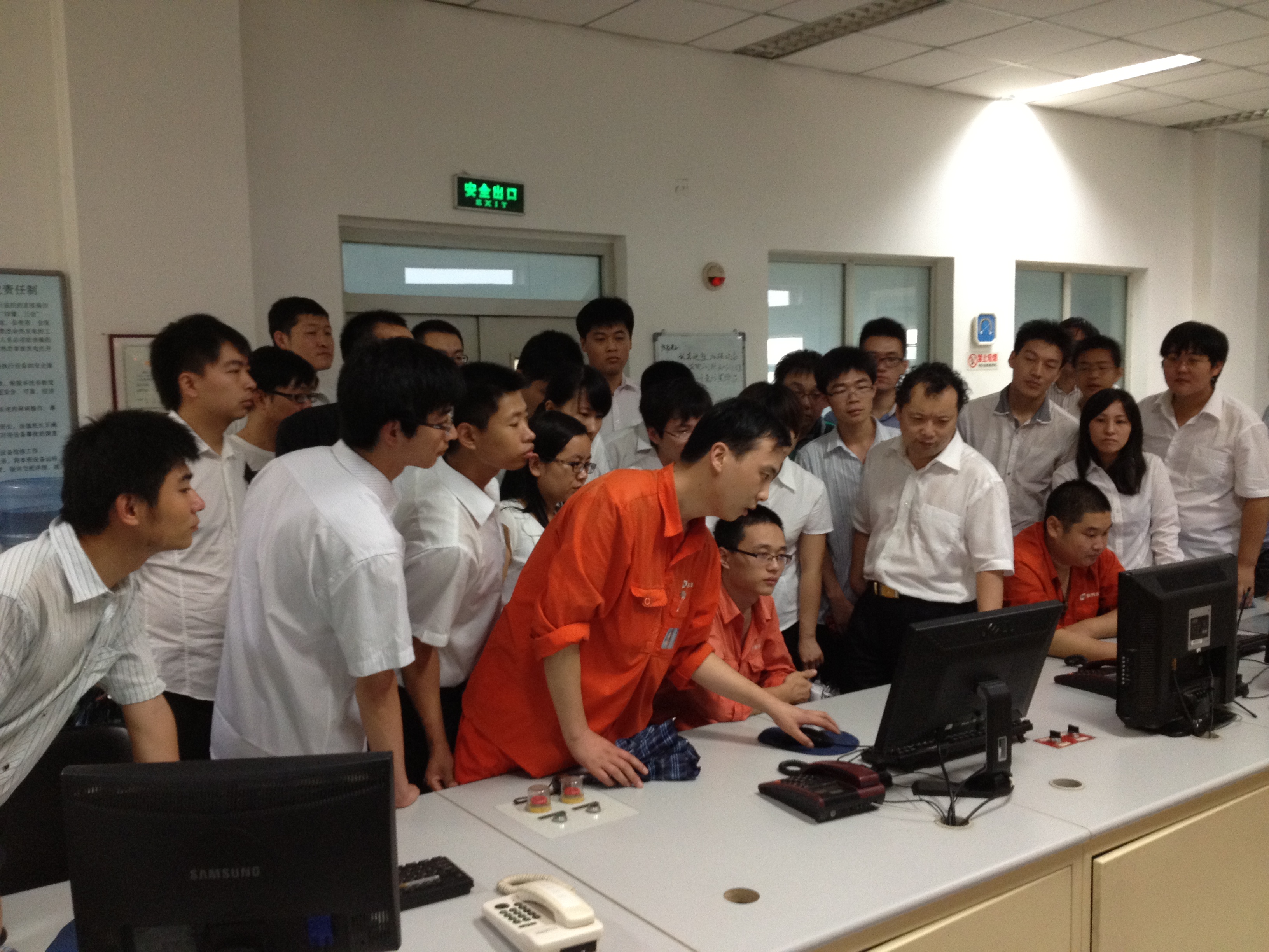 �ǿ��ۺ������������