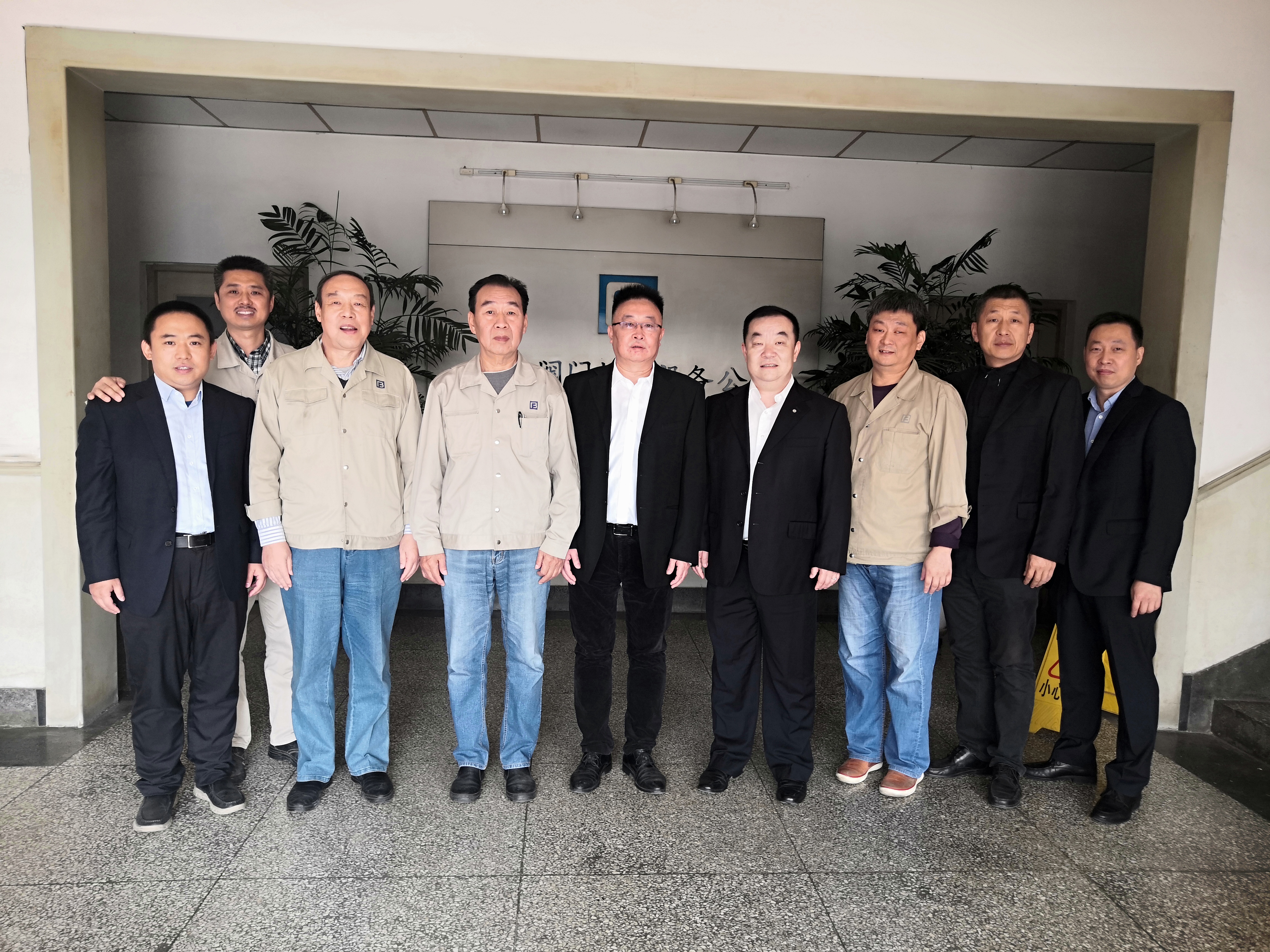 �ǿ��ۺ������������